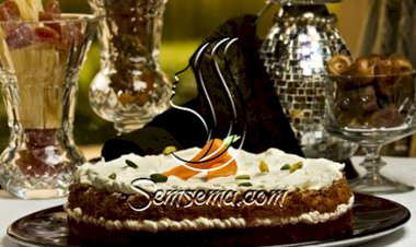 كيك الجزر بالكريمة