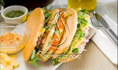 ساندويش دجاج صحي مع صوص البيستو