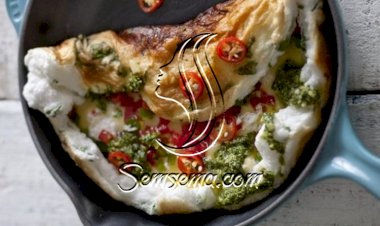 عجّة بياض البيض بنكهة آسيوية