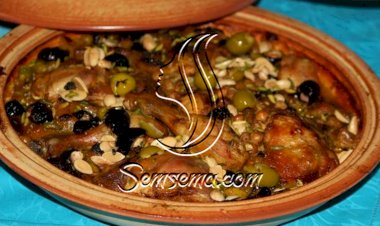 طاجن الدجاج المغربي اللذيذ