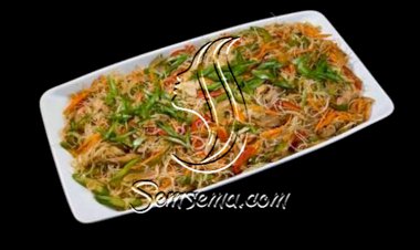 البانسيت على الطريقة الفلبينية