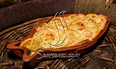 البني بثمار البحر مع صلصة البشاميل