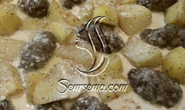 كفتة بالطحينة مع بطاطس