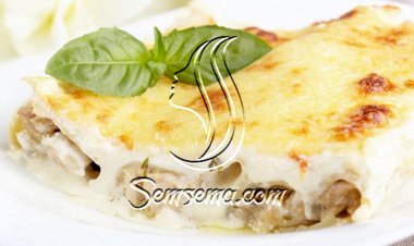 الكانولوني بالدجاج والفلفل الملون