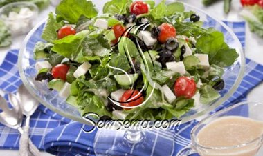 سلطة الخضر اليونانية من مطبخ منال العالم