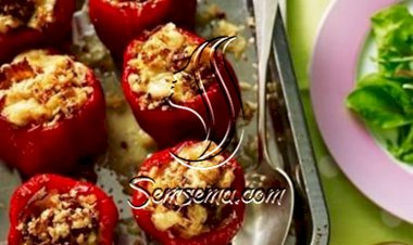 الفلفل الرومي الأحمر المحشو باللحم