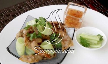 الروبيان مع الصلصة الحارّة والحلوة