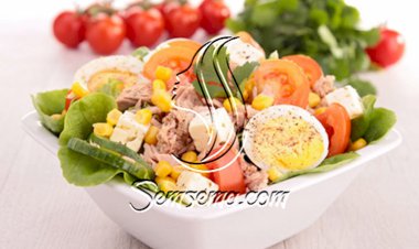 سلطة البيض والخضار