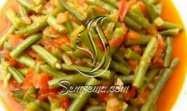 فاصوليا بالزيت