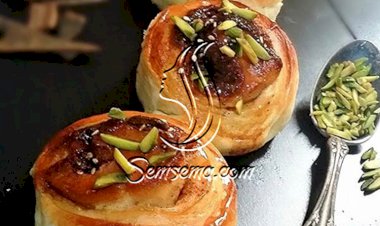 رولات القرفة والفستق المميزة