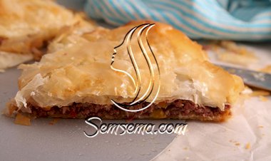 جلاش بالسجق