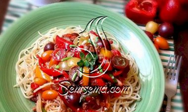 باستا بالمشروم والخضار وقطع دجاج