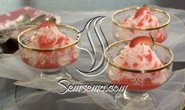 موس الفراولة من منال العالم