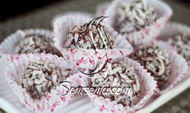 كرات الشوكولاتة بجوز الهند