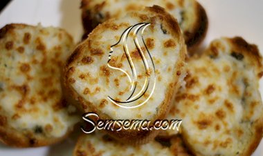 خبز الثوم بالجبن الموزاريلا بالفيديو