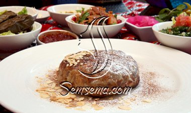 باستيلا دجاج بالقرفة والعسل.. من المطبخ المغربي