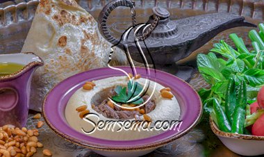 الحمص بالطحينة مع اللحم