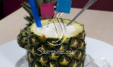 عصير بينا كولادا بالآيس كريم