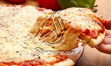 أسهل طريقة لتحضير بيتزا مارغريتا