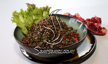 سلطة الكينوا بالرمان .. مقبلات سهلة