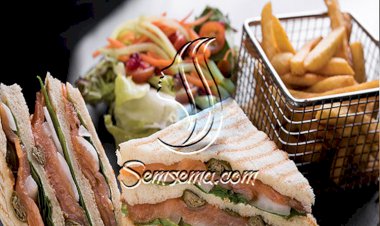 كلوب ساندويش بالسلمون .. من أمريكا