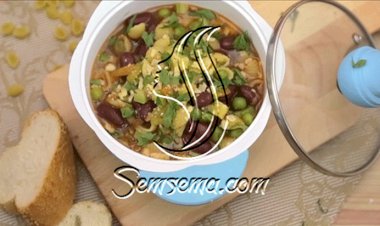 شوربة الخضار مع المعكرونة بالفيديو