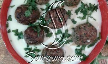 كرات الكفتة باللبن