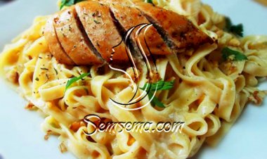 فيتوتشيني بصلصة الفريدو الشهية