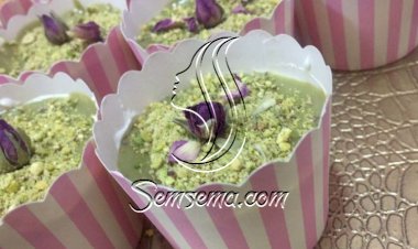 تشيز كيك بالفستق الحلبي