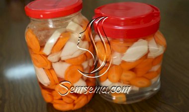 مخلل الجزر بالفيديو