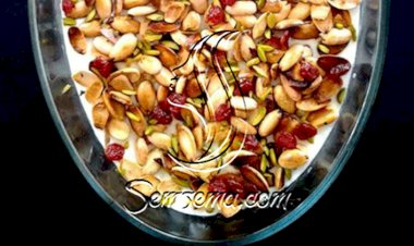 المدلوقة بالسميد والقشطة