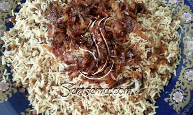 المجدرة بالأرز