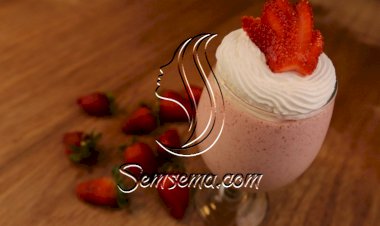 ميلك شيك فراولة بالفيديو