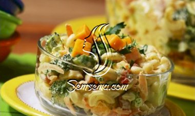 سلطة المكرونة والخضار بالفيديو