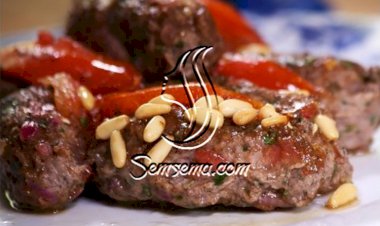 صينية الكفتة بالطماطم بالفيديو