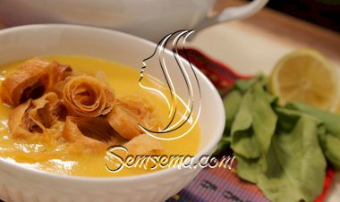 شوربة العدس بالخضار بالفيديو