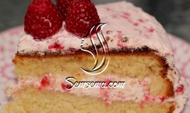 كيك الفانيلا بالتوت البري بالفيديو