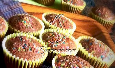 كب كيك البسكويت والكيرى