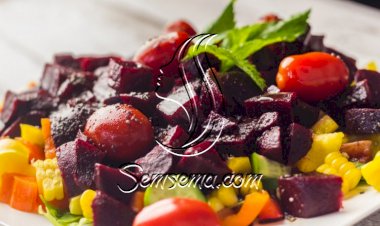 سلطة الشمندر والذرة