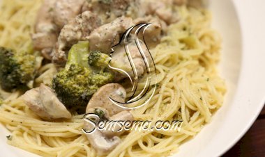 مكرونة بالدجاج والبروكلي بالفيديو