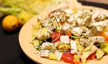 السلطة اليونانية بالفيديو