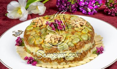 مقلوبة الفول الأخضر