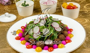 سلطة الفلافل