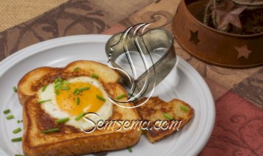 بيض عيون بالتوست