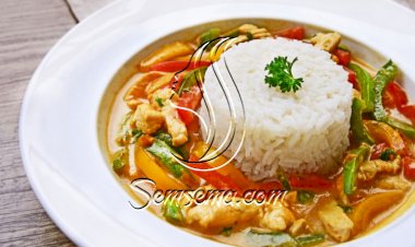 ستروجانوف الدجاج بالكريمة