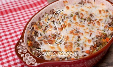 صينية البطاطس باللحم المفروم بالفيديو