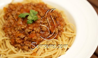 صلصة المكرونة بالطماطم بالفيديو