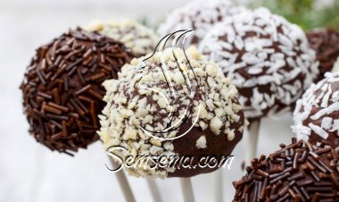 كرات الكيك بالشوكولاتة