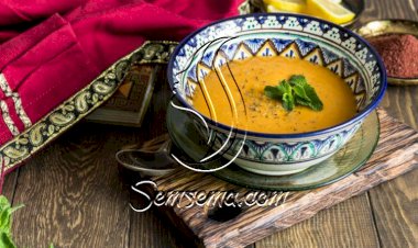 شوربة العدس بالنعناع على الطريقة التركية