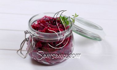 مخلل الكرنب الأحمر